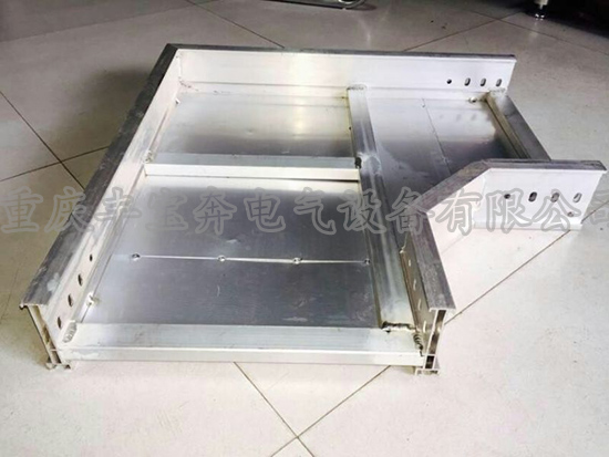 雙梯邊上彎
